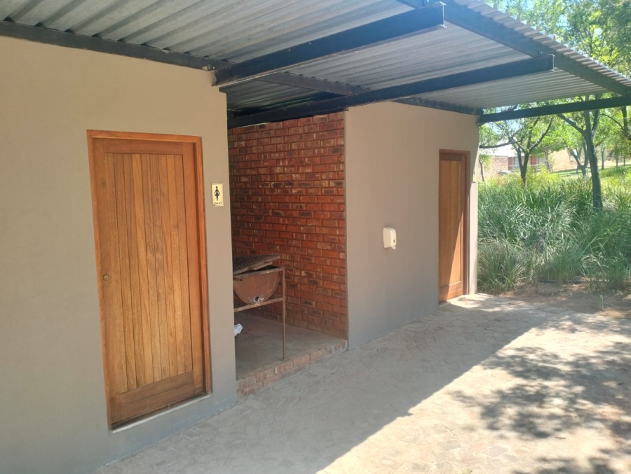 4 Bedroom Property for Sale in Zoutpansdrift A H North West